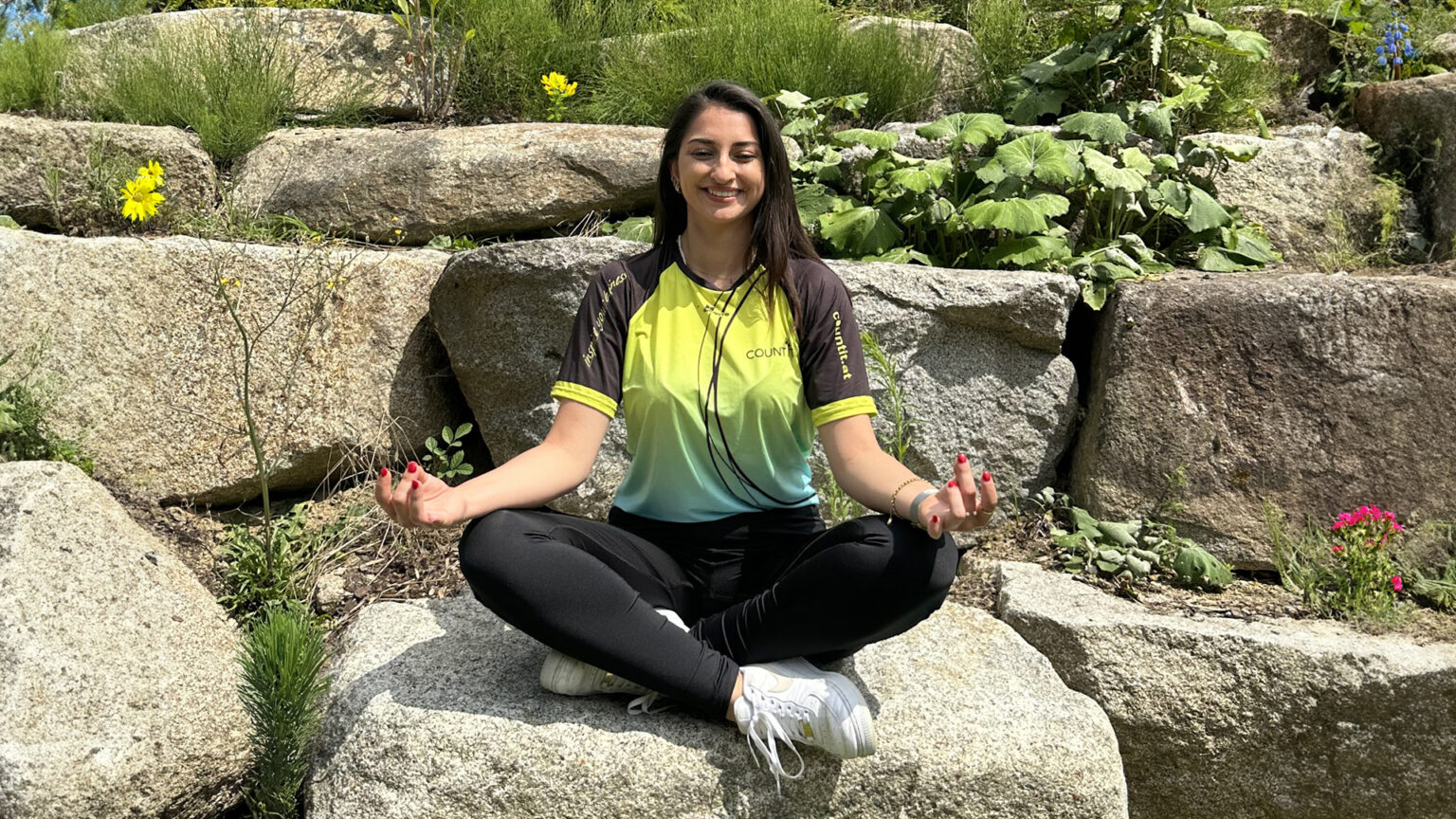 COUNT IT Mitarbeiterin beim Yoga