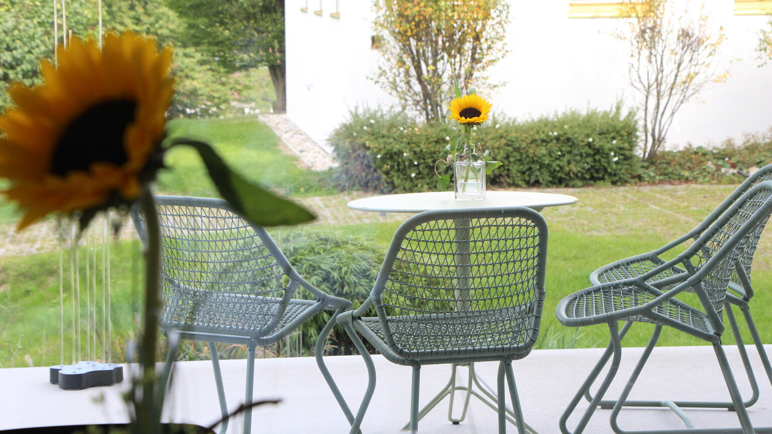 Die Terrasse ist im Sommer ein echter Geheimtipp